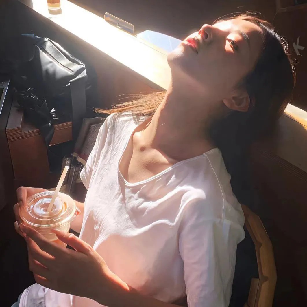 派对女郎
